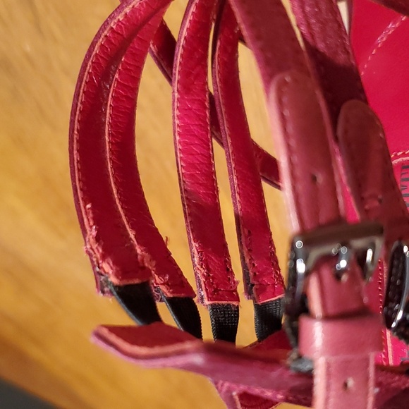 Like NEW Cesare Paciotti fuschia strappy heels - Picture 9 of 16